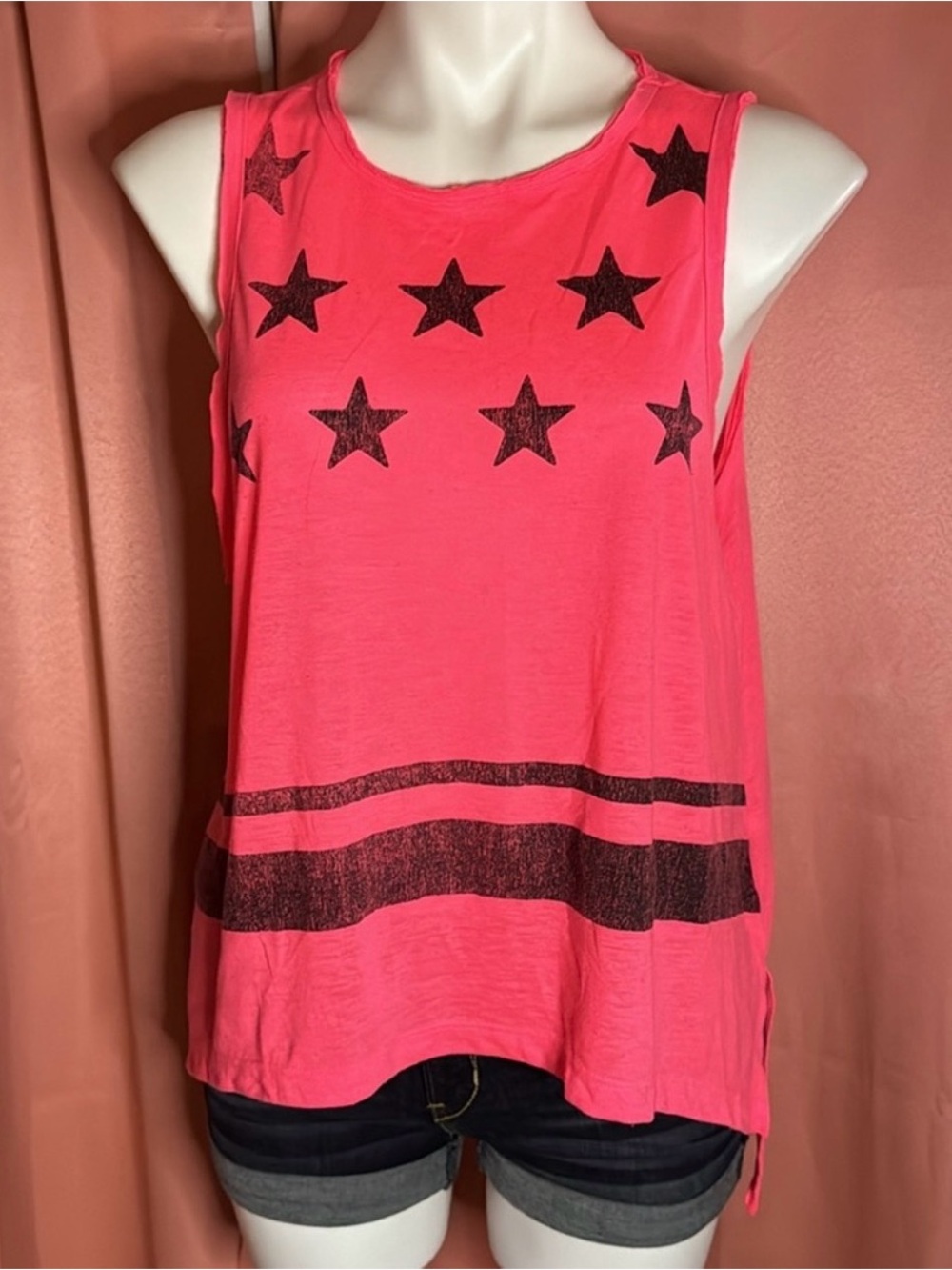American Eagle Outfitters Neon Pink Star Graphic Muscle Tee